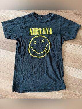 Vintage 90’s Nirvana Smiley Face Black T-Shirt